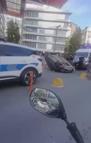 Sarıyer'de dubalara çarpan otomobil takla attı