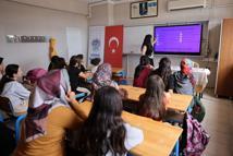 Akdeniz Belediyesi’nden kırsaldaki kız çocukları ve annelerine psikososyal destek