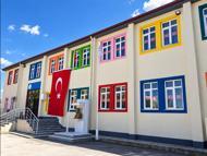 Temizlik malzemeleri karıştırılınca gaz açığa çıktı; 14 öğrenci hastanelik oldu