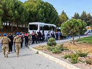 Çeşme Belediyesi'ne operasyonda şüpheliler adliyede