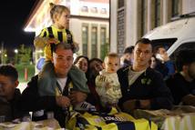 Fenerbahçe kafilesi, Rize’ye geldi