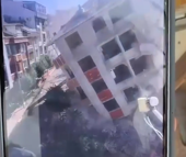 Küçükçekmece'de kentsel döşümdeki 7 katlı bina yıkım sırasında çöktü
