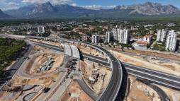 Duraliler Kavşağı kısmi trafiğe açıldı; tam açılış için geri sayım