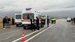 Öğrenci servisi devrildi; 12 yaralı