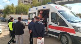 Motosikletin çarptığı öğrenci ile sürücü yaralandı