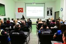 Manisa Büyükşehir Belediyesi personeline disleksi farkındalık eğitimi