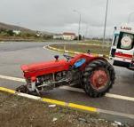 Konya'da traktör ile otomobil çarpıştı: 3 yaralı