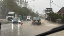 Amasra'da fırtına; dalga boyu 2 metreye ulaştı (2)