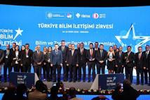 Bakan Kacır: Türkiye Bilim İletişimi Zirvesi'ni her yıl farklı bir üniversitede düzenleyeceğiz