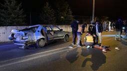 Kütahya’da otomobil takla attı; 1’i ağır 4 yaralı