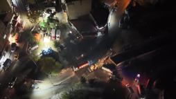 Ayazağa'da enkaz kaldırma çalışmaları sürüyor