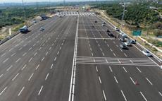 Mersin'de Çeşmeli-Taşucu Otoyolu'nun tamamlanan Kızkalesi kesimi trafiğe açıldı