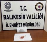 Manyas’ta durdurulan otomobilde bonzai ham maddesi ele geçirildi; 2 gözaltı