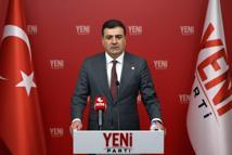 Yeni Partili Emre: Bizi suni gündemlerle meşgul etmeye çalışıyorlar