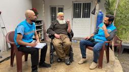 Kazak doktor, Hakkari'de şifa dağıtıyor