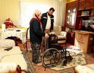 Osmangazi Belediyesi ihtiyaç sahibi 178 kişiye tekerlekli sandalye ulaştırdı