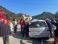 Hafriyat kamyonuna çarpan otomobilin sürücüsü ağır yaralı