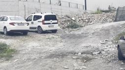 Büyükçekmece’de 1 kişinin öldüğü saldırının şüphelisi Bağcılar’da otomobilde ölü bulundu