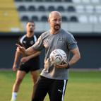 Manisa FK Maestro'yla ilk maçta