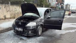 Seyir halindeki otomobilde yangın