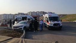 Siirt'te otomobil ile motosiklet çarpıştı: 2 yaralı