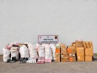 Kargo aracında kaçak ürünler ele geçirildi