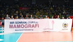 Voleybol maçında meme kanseri farkındalığı için erken tanı çağrısı
