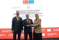 Afyonkarahisar Aile ve Sosyal Hizmetler Müdürlüğü'ne ödül