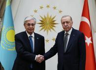 Cumhurbaşkanı Erdoğan, Kazakistan Cumhurbaşkanı Tokayev ile görüştü