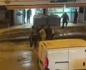 Ankara'da kaldırım işçileri arasındaki kavga kamerada