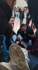 Törende fenalaşan öğrenciye doktor olan milletvekili ile il başkanı müdahale etti