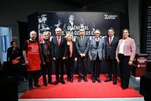 '103 Eser Cumhuriyet Sergisi' ziyarete açıldı