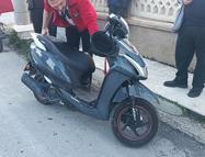 Otomobille çarpışan motosikletin sürücüsü yaralandı