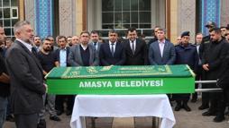 Bisiklet kazasında ölen adliye personeli için adliye önünde helallik alındı