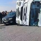 Nusaybin’de devrilen TIR’ın sürücüsü yaralandı