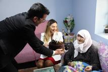 100’üncü yaşını kaymakam ve eşiyle kutladı