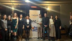 Sokak hayvanları yararına yılbaşı eğlencesi