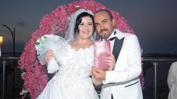 Evlenmek için kaçırdığı kocasıyla 15 yıl sonra hayallerindeki düğünü yaptılar
