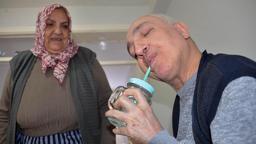 78 yaşındaki annenin tek isteği, 22 yıldır bakımını üstlendiği oğlunun güneşi görmesi