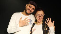 Nişanlarında tiyatro gösterisi yaptılar; 40 yıl sonraki hallerini canlandırdılar