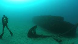 Çanakkale'de batırılan HMS Triumph zırhlısının enkazından, 110 yıl sonra denizci feneri çıkarıldı