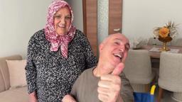 78 yaşındaki annenin hayali gerçek oldu; hediye edilen evde bakımını üstlendiği oğlu güneşi gördü