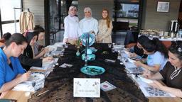 3 arkadaş, geleneksel Türk sanatlarını workshoplarla tanıtıyorlar