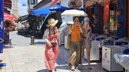 Uzak Doğulu turistlerden ‘sıcak’ önlemi