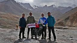 Pamir Otoyolu'nu 1 ayda tamamlayan ilk Türk bisiklet topluluğu oldular