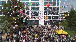 Lösemiyi yenen Hasan için gökyüzüne balon bırakıldı