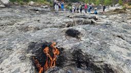 'İlk olimpiyat ateşi' efsanesinin adresi Yanartaş, turistlerin uğrak noktası