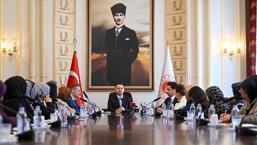 Bakan Gürlek, HAKMED temsilcileriyle bir araya geldi