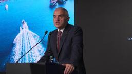 Bakan Ersoy: Bu yılı 65 milyar doların üzerinde bir gelirle kapatacağımız öngörüyoruz