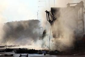 TEM'de tanker ile TIR çarpıştıktan sonra alev alev yandı; 2 yaralı (2)- Yeniden